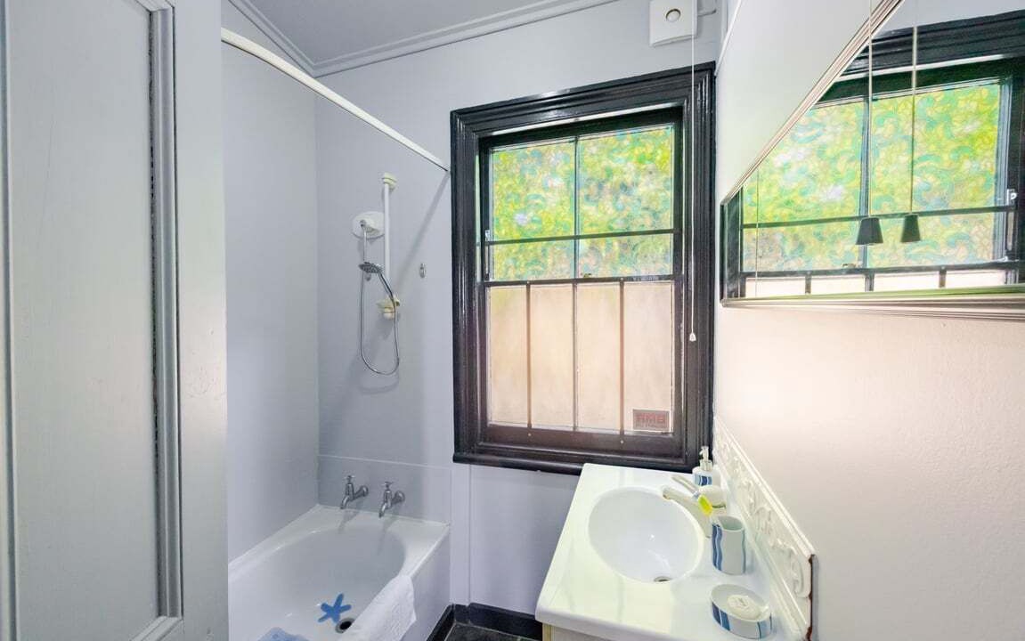 Photo of Bathroom in Bluff Hill