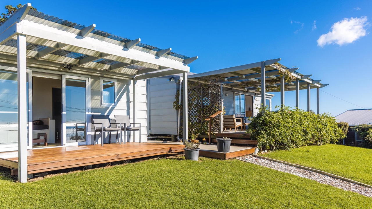 Photo of Livingroom in Onetangi