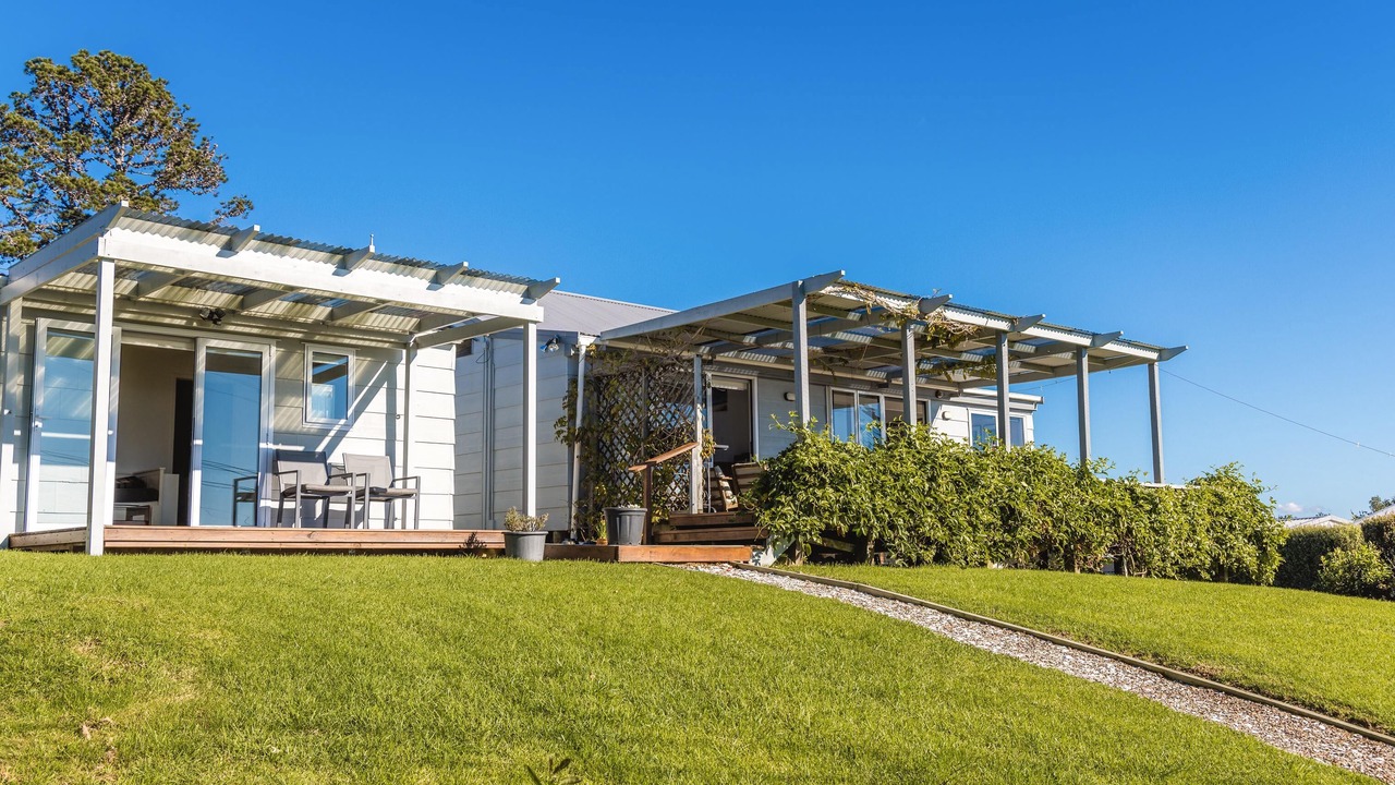 Photo of Livingroom in Onetangi