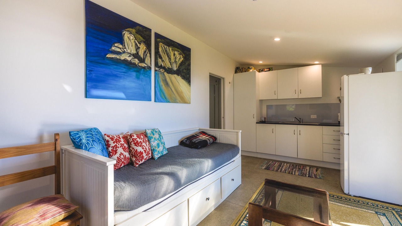 Photo of Livingroom in Onetangi