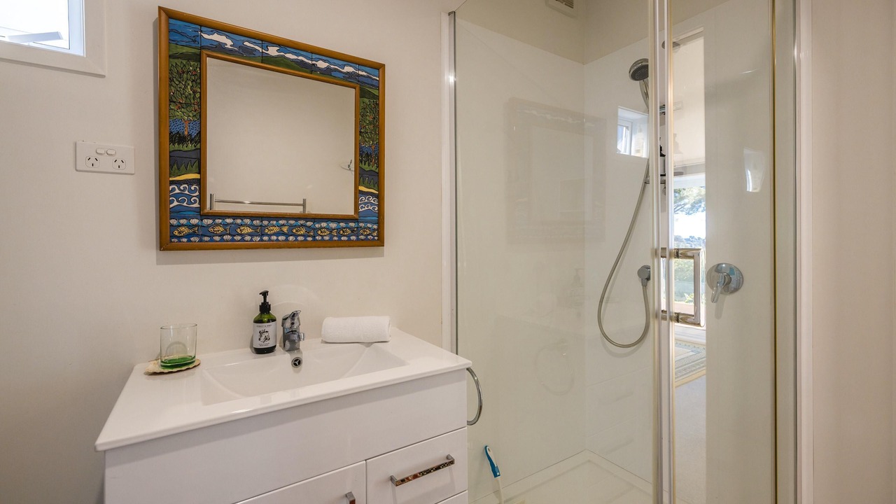 Photo of Livingroom in Onetangi
