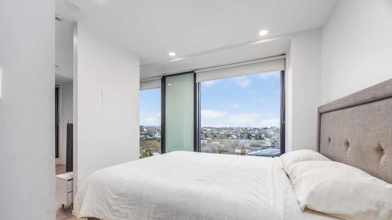 Photo of Bedroom in Auckland Central Business District
