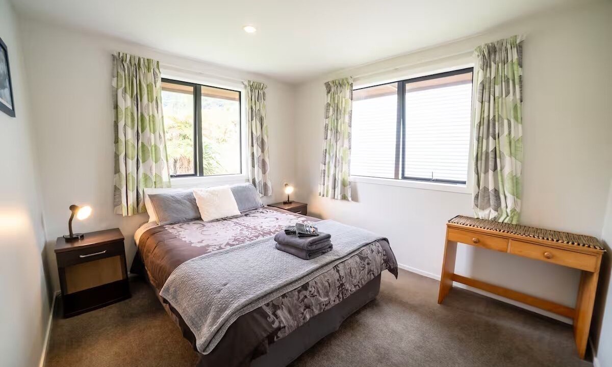 Photo of Bedroom in Franz Josef Glacier
