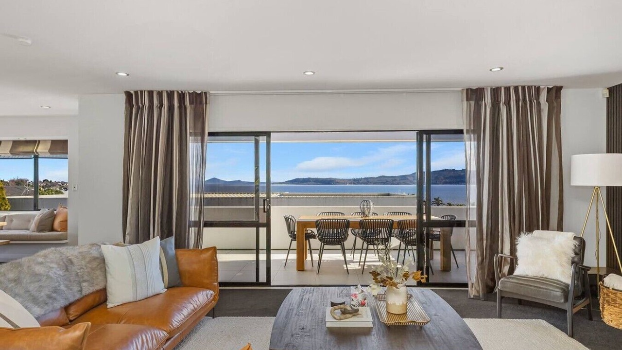Photo of Livingroom in Waipahihi