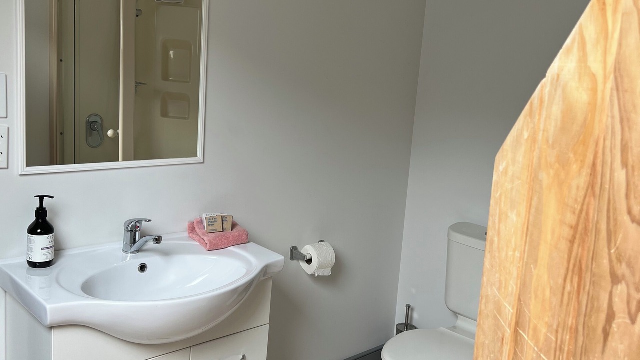 Photo of Bathroom in Otaki