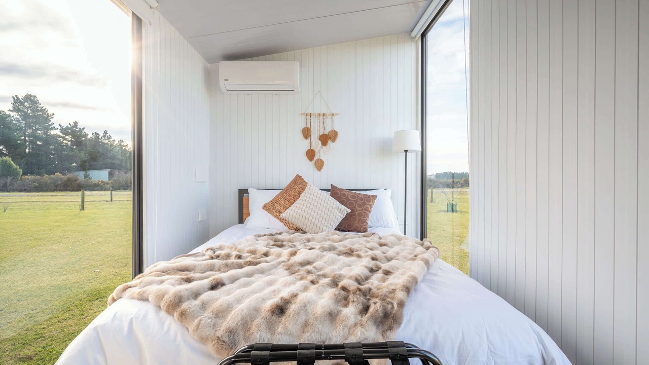 Photo of Bedroom in Waikuku Beach