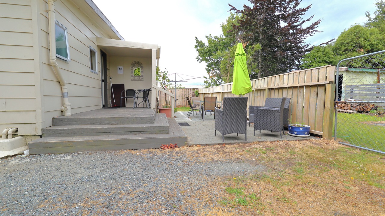 Photo of Patio Balcony in Te Anau
