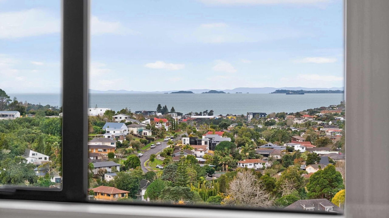 Photo of Others in Browns Bay