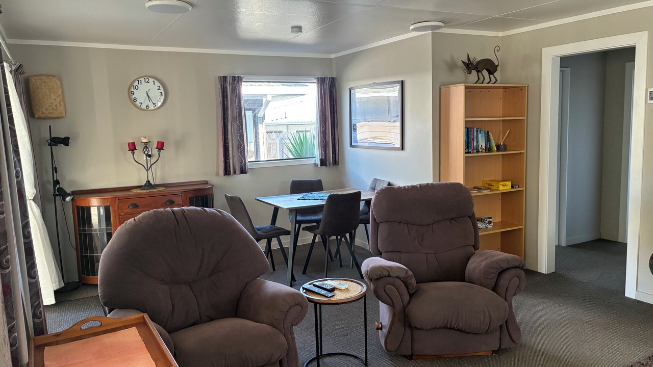 Photo of Livingroom in Nukuhau