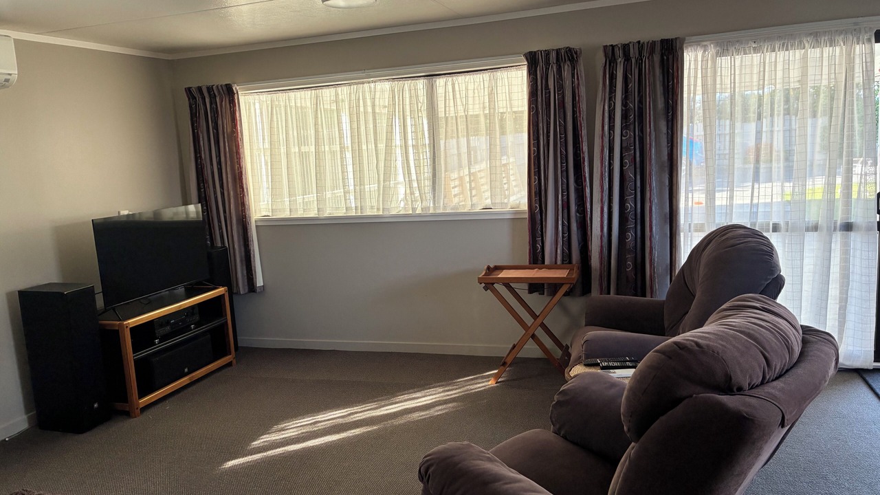 Photo of Livingroom in Nukuhau