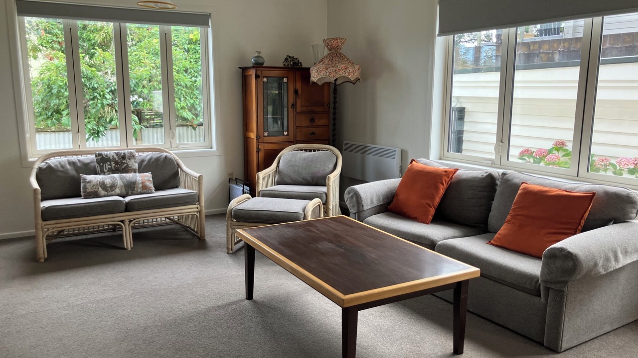 Photo of Livingroom in Waiwera