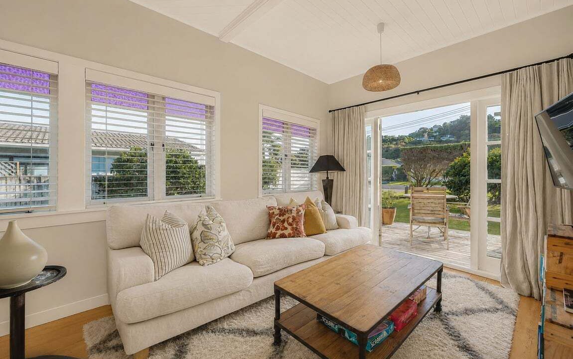 Photo of Livingroom in Surfdale
