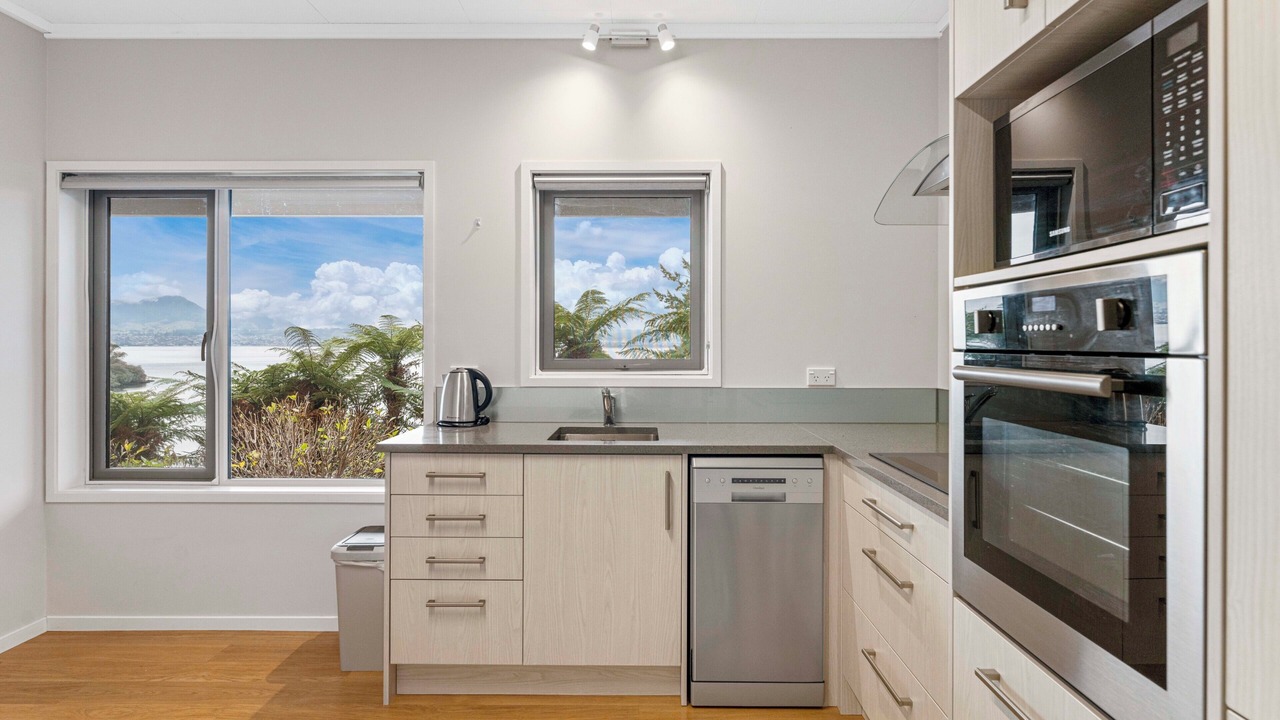 Photo of Kitchen in Acacia Bay