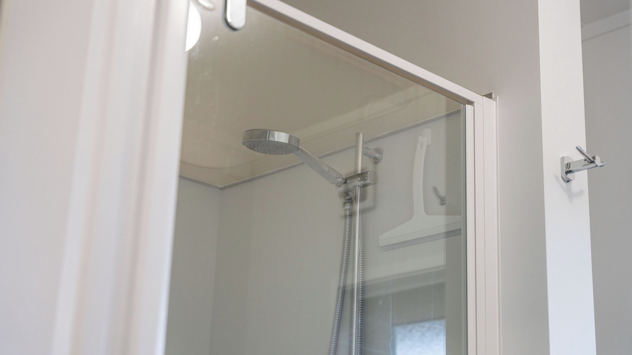 Photo of Bathroom in Acacia Bay