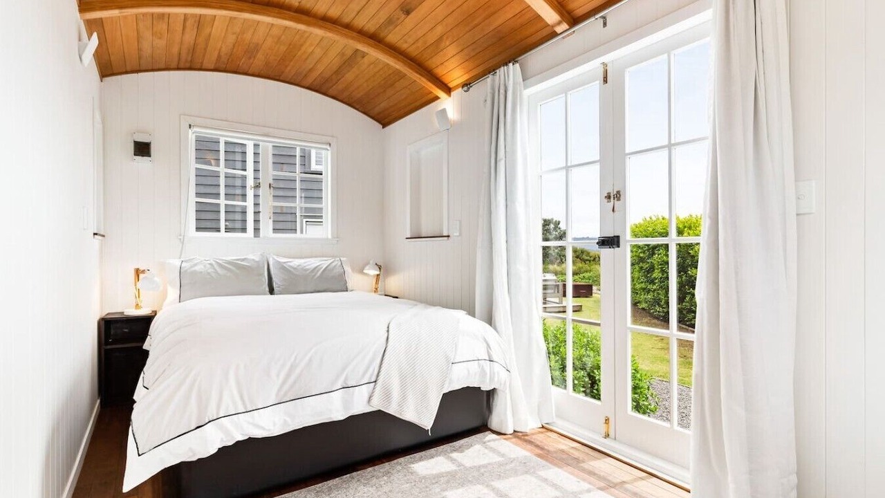 Photo of Bedroom in Tawharanui