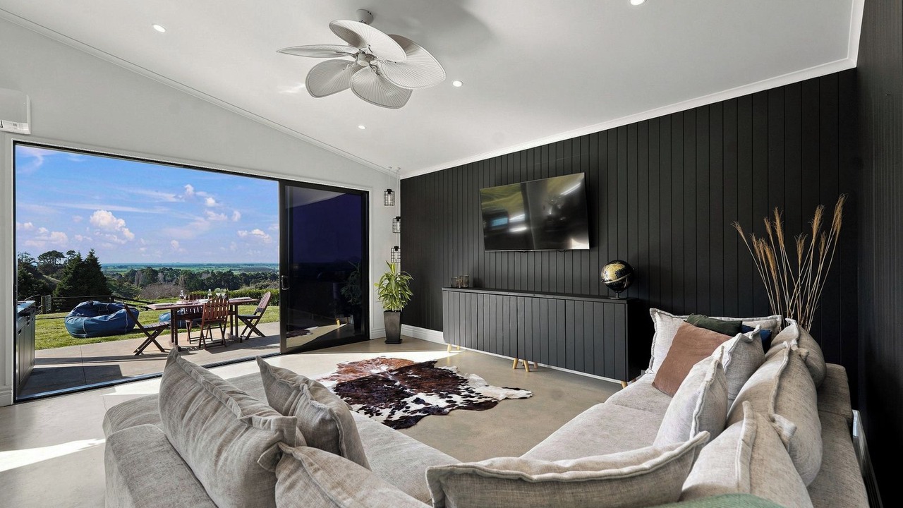 Photo of Livingroom in Bay of Plenty Region