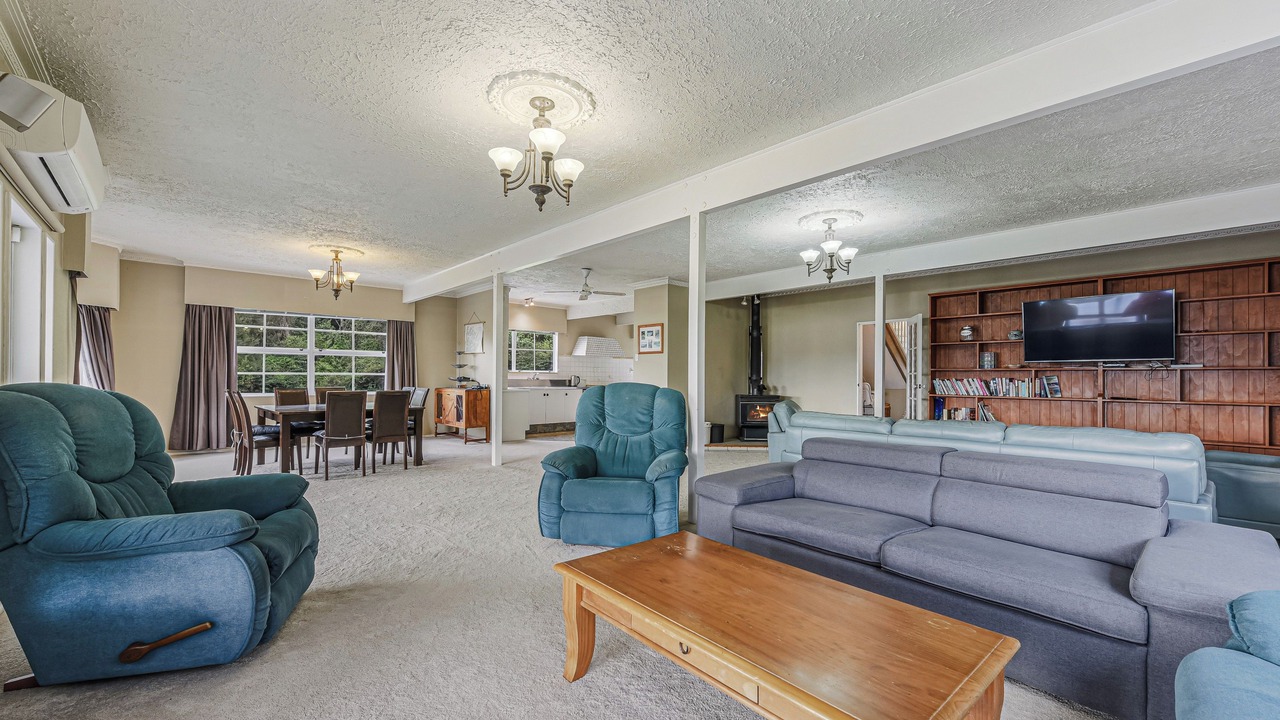 Photo of Livingroom in Moetapu Bay