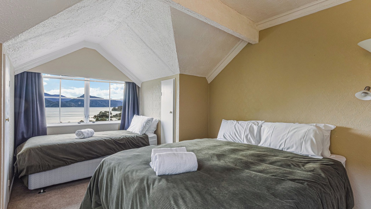 Photo of Bedroom in Moetapu Bay