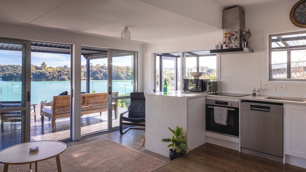 Photo of Kitchen in Surfdale