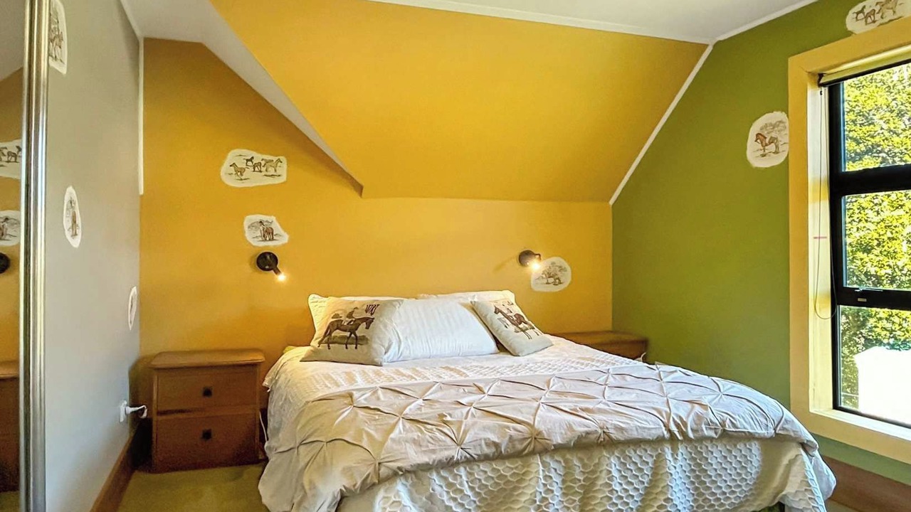 Photo of Bedroom in Patons Rock
