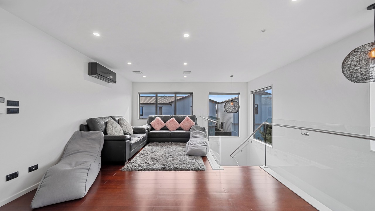Photo of Livingroom in Avondale