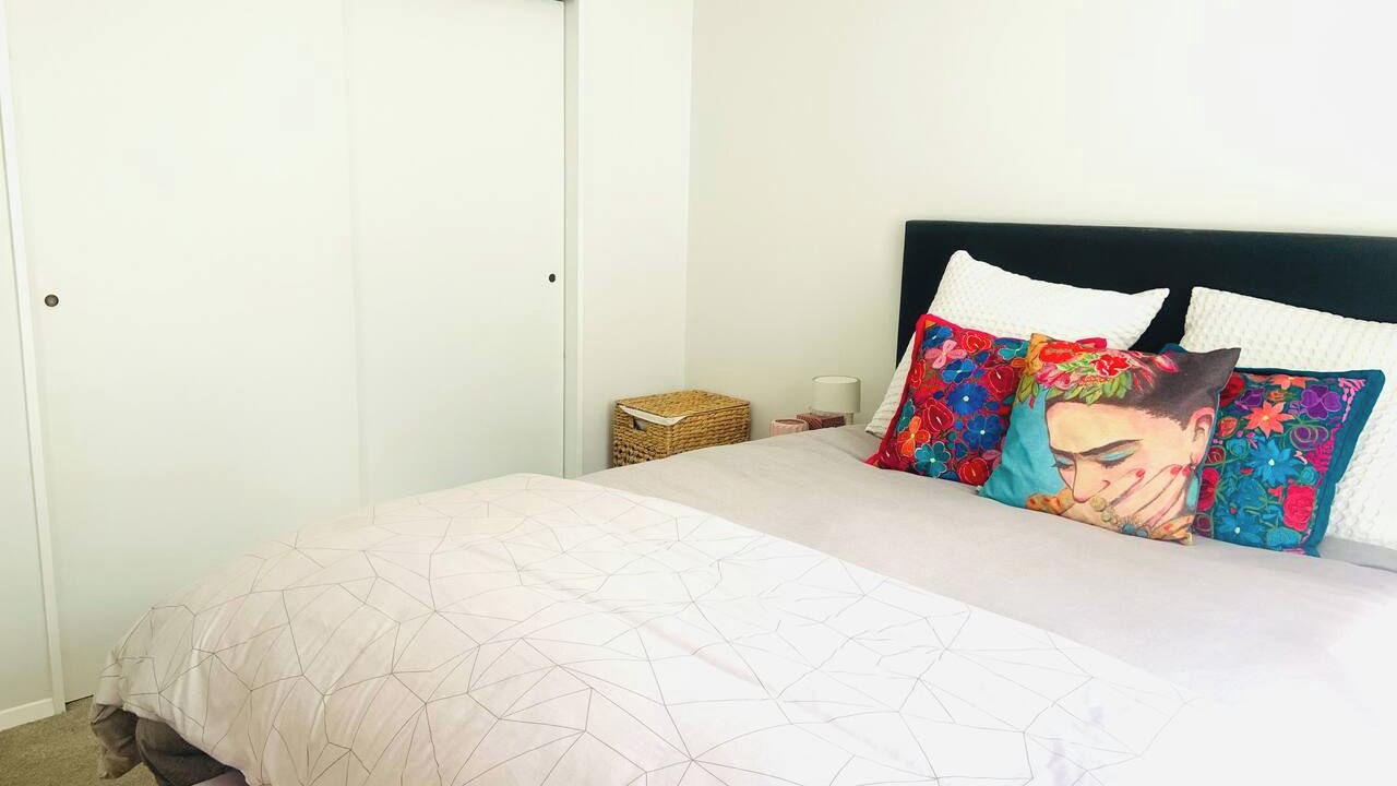 Photo of Bedroom in Stepneyville