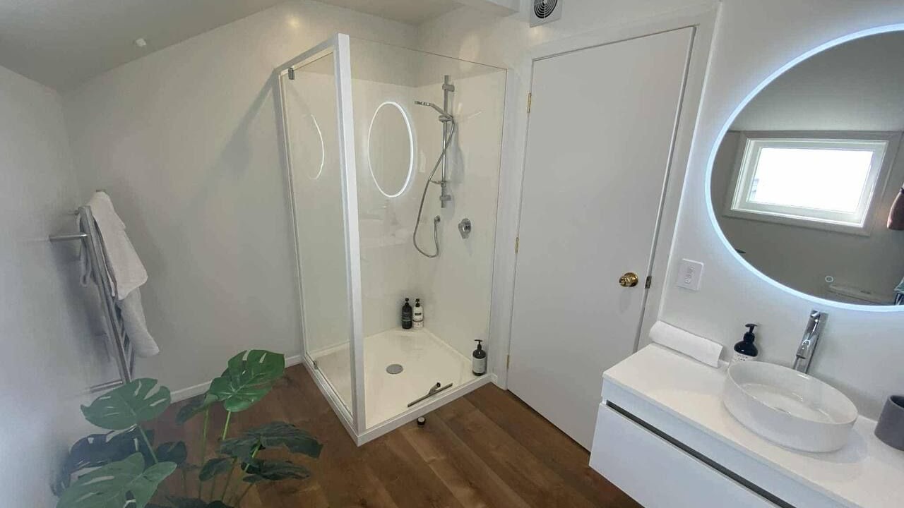 Photo of Bathroom in Stepneyville