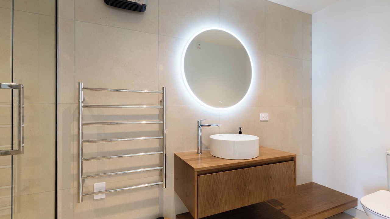 Photo of Bathroom in Stepneyville