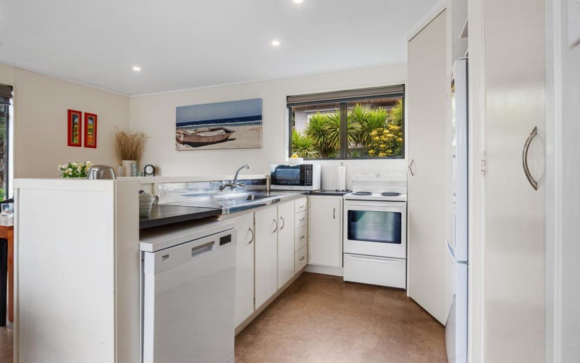 Photo of Kitchen in Onemana