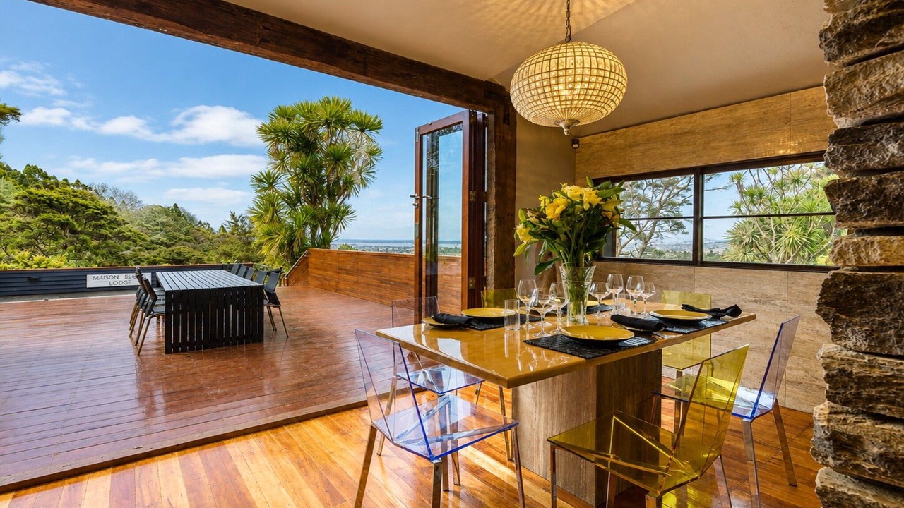 Photo of Livingroom in Titirangi