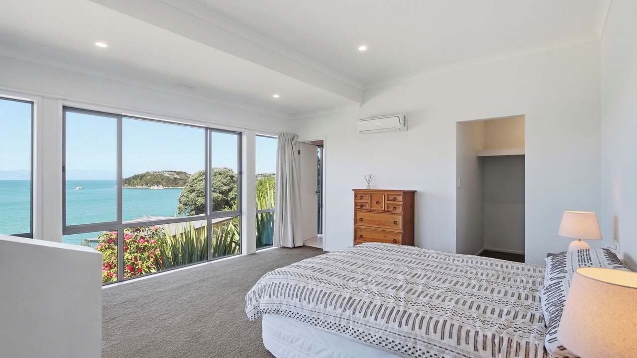 Photo of Bedroom in Ngaio Bay
