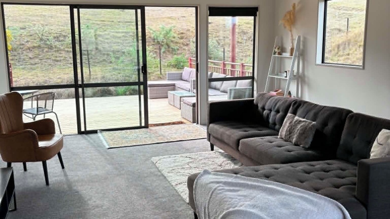 Photo of Livingroom in Lowburn