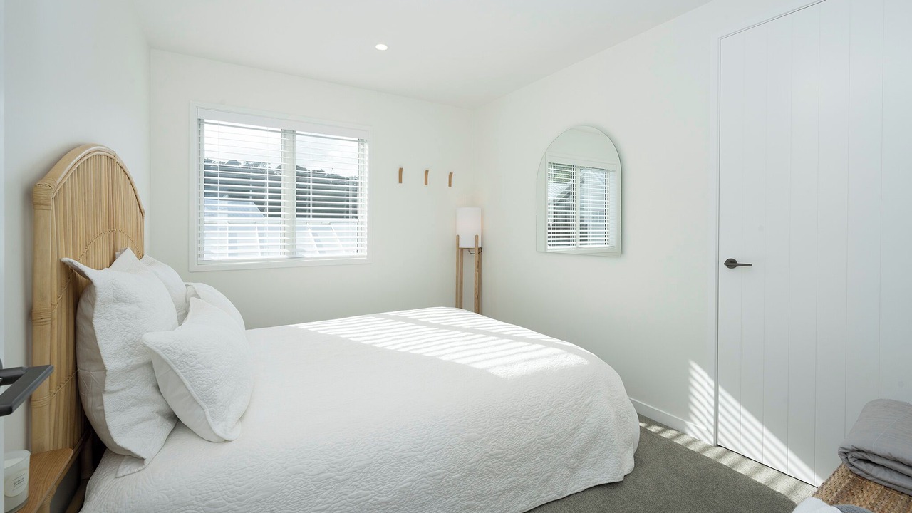 Photo of Bedroom in Snells Beach