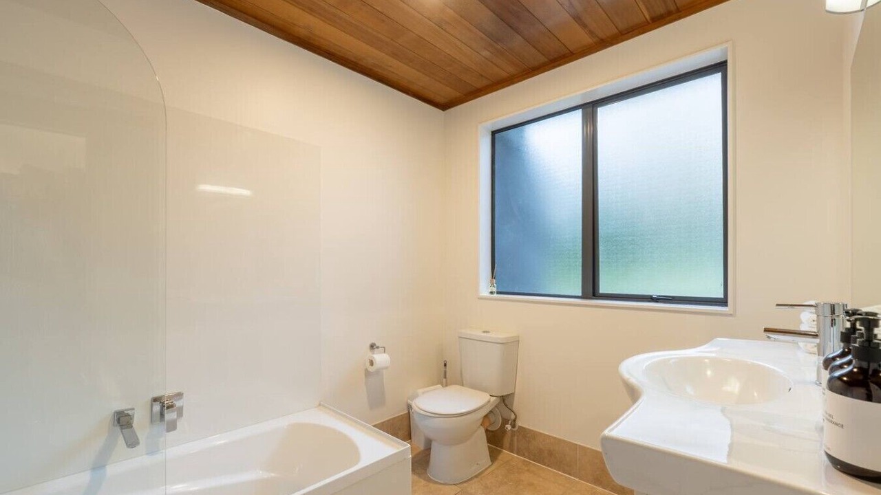 Photo of Bathroom in Orewa