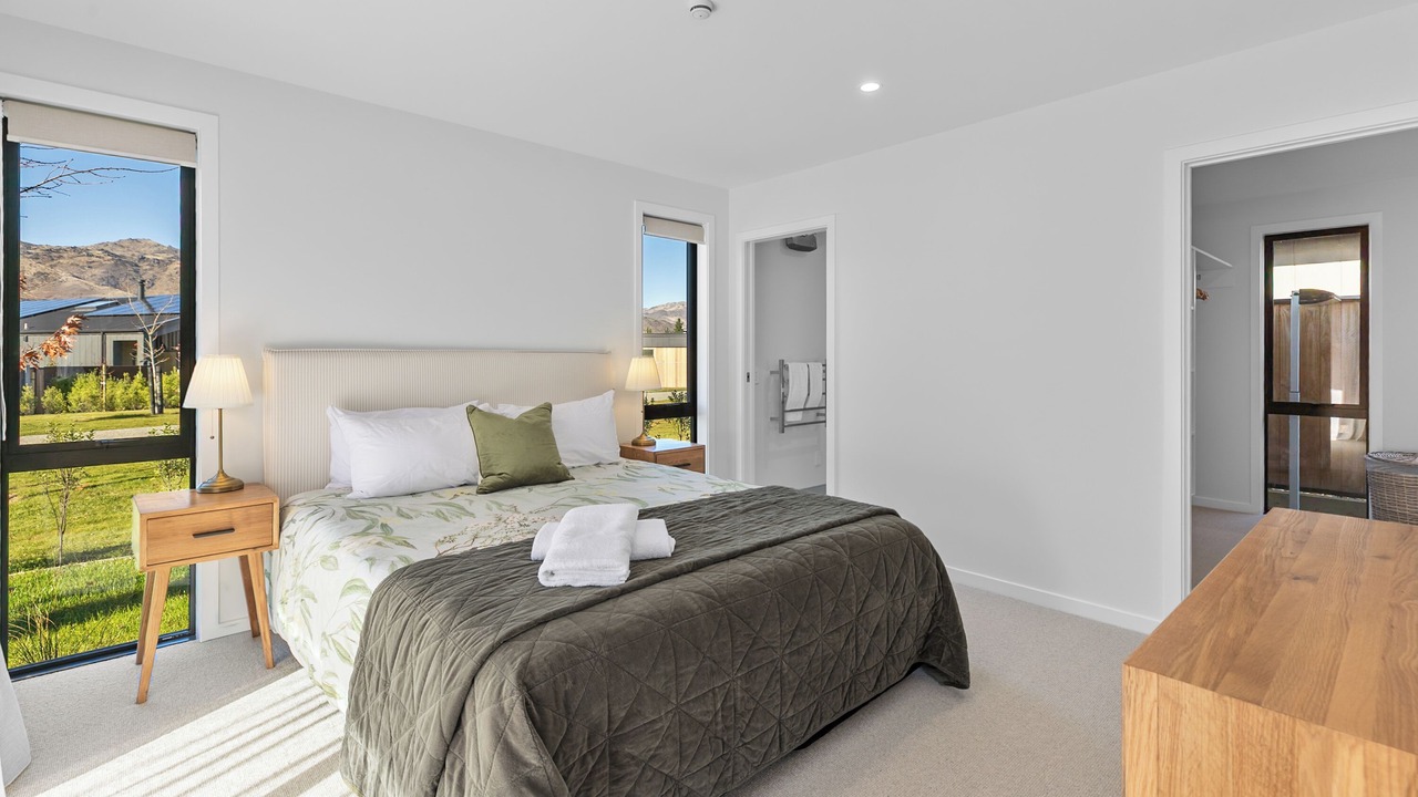 Photo of Bedroom in Lowburn