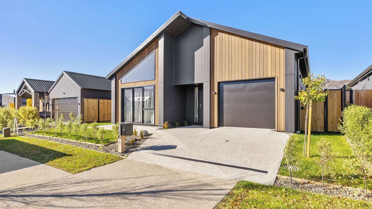 Photo of Outdoor in Lowburn