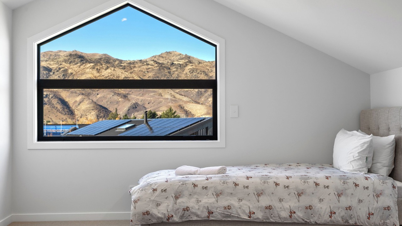 Photo of Bedroom in Lowburn