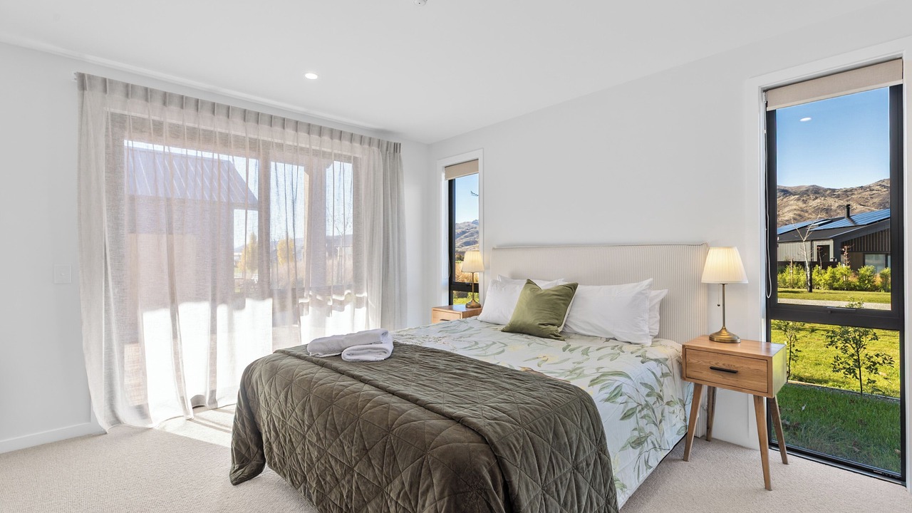 Photo of Bedroom in Lowburn
