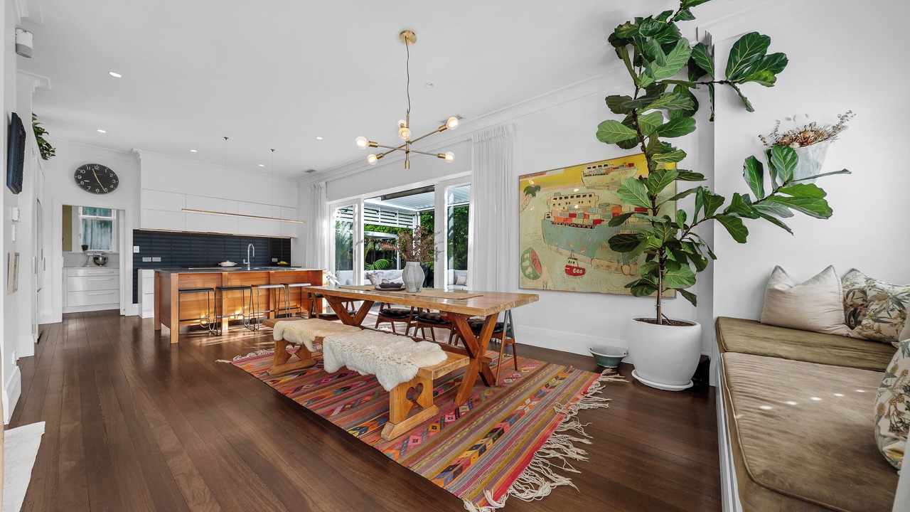 Photo of Others in Narrow Neck