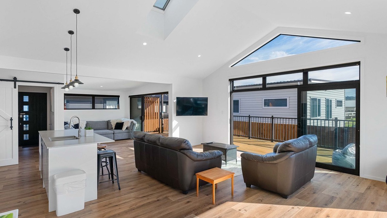Photo of Livingroom in Waihi Beach