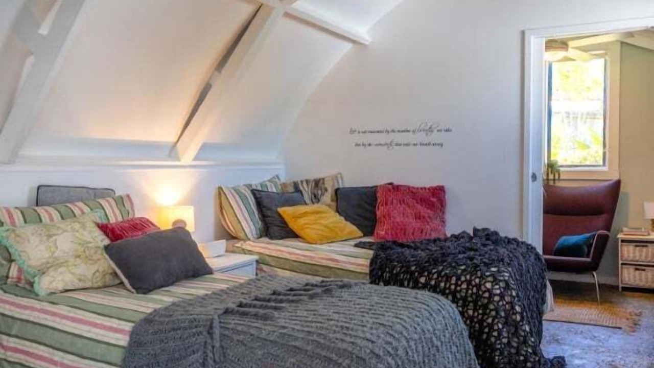 Photo of Bedroom in Onetangi