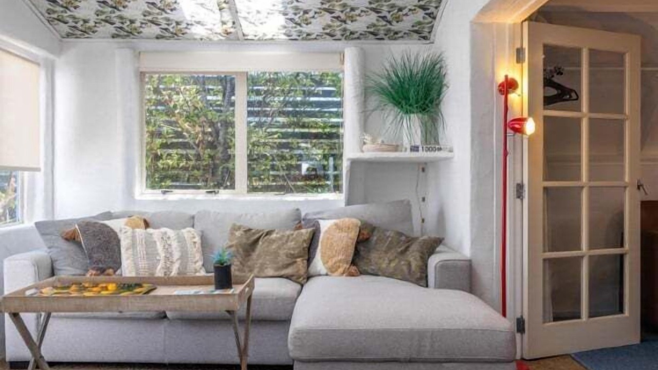 Photo of Livingroom in Onetangi