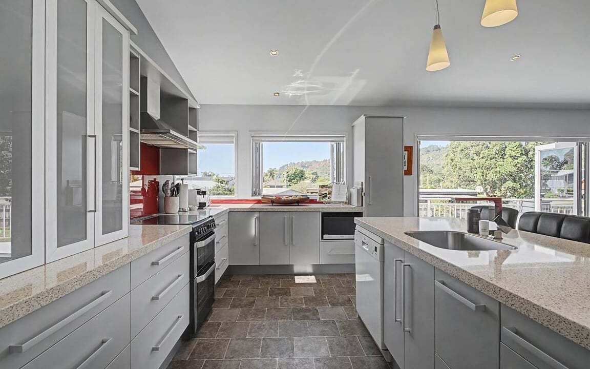 Photo of Kitchen in Whangamata
