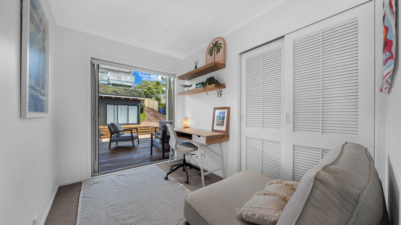 Photo of Bedroom in Narrow Neck