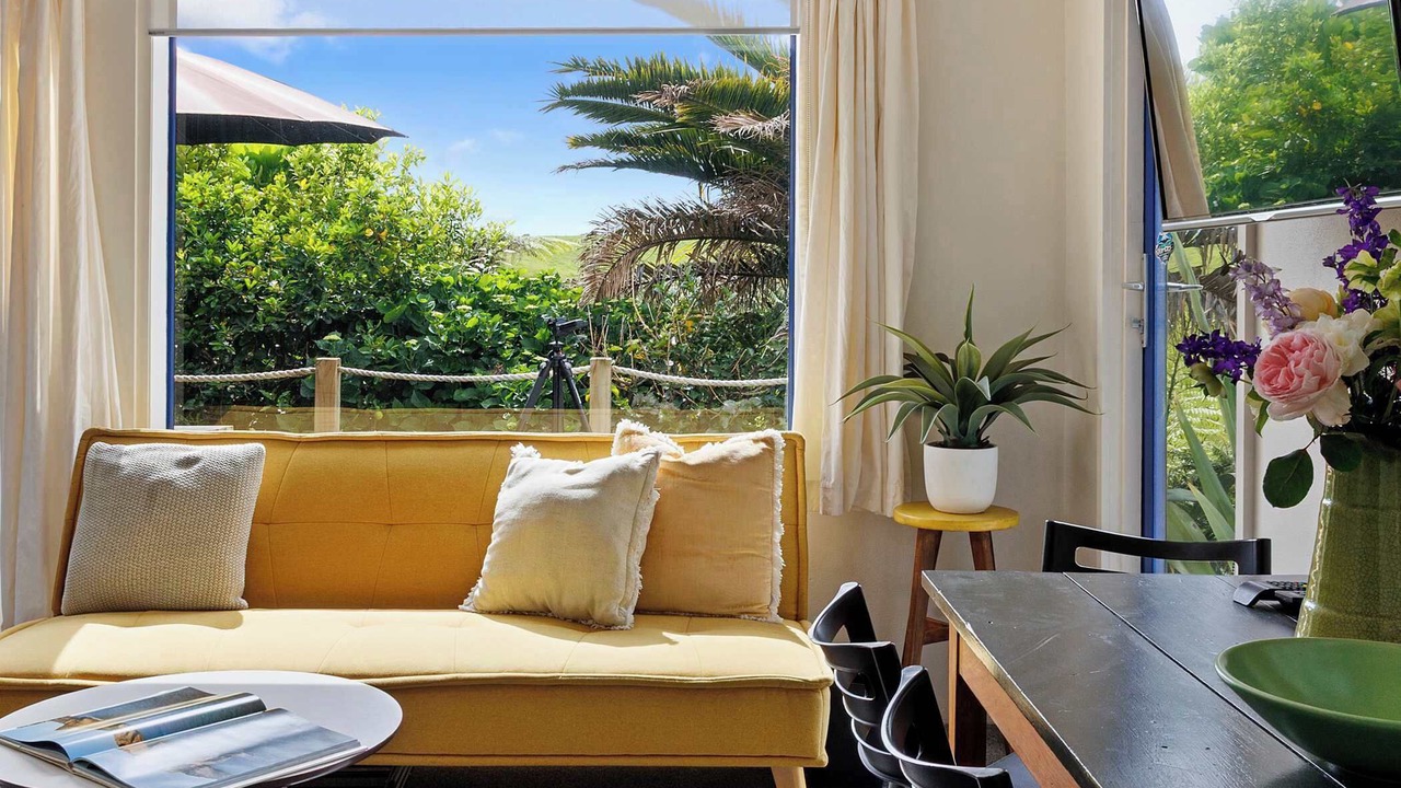 Photo of Livingroom in Oakura