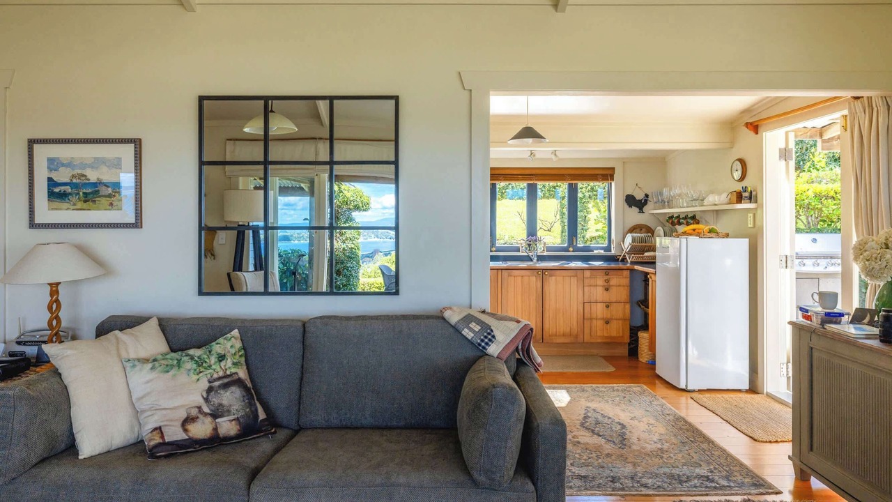 Photo of Livingroom in Oneroa