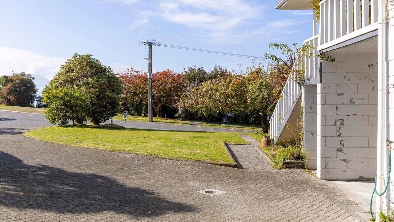Photo of Outdoor in Acacia Bay