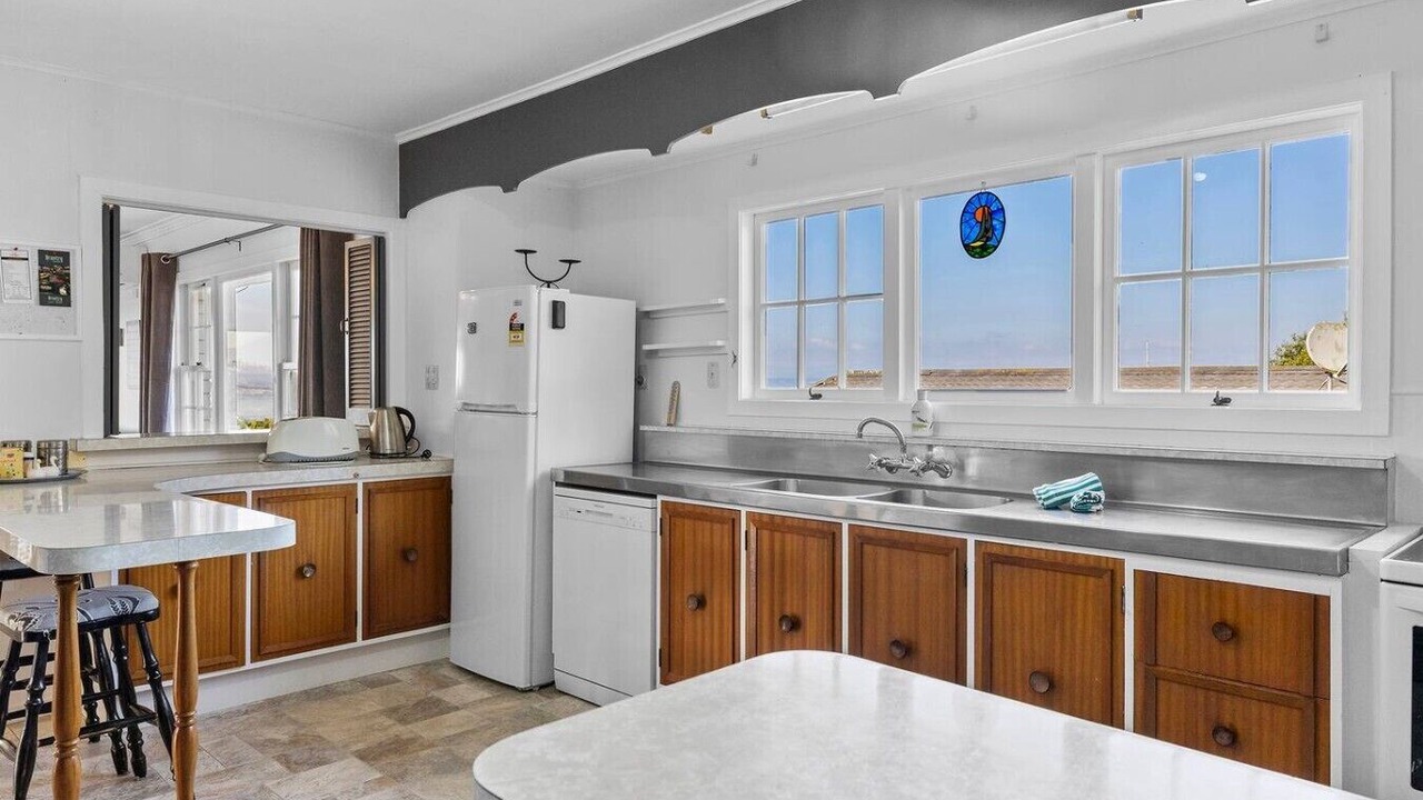 Photo of Kitchen in Acacia Bay