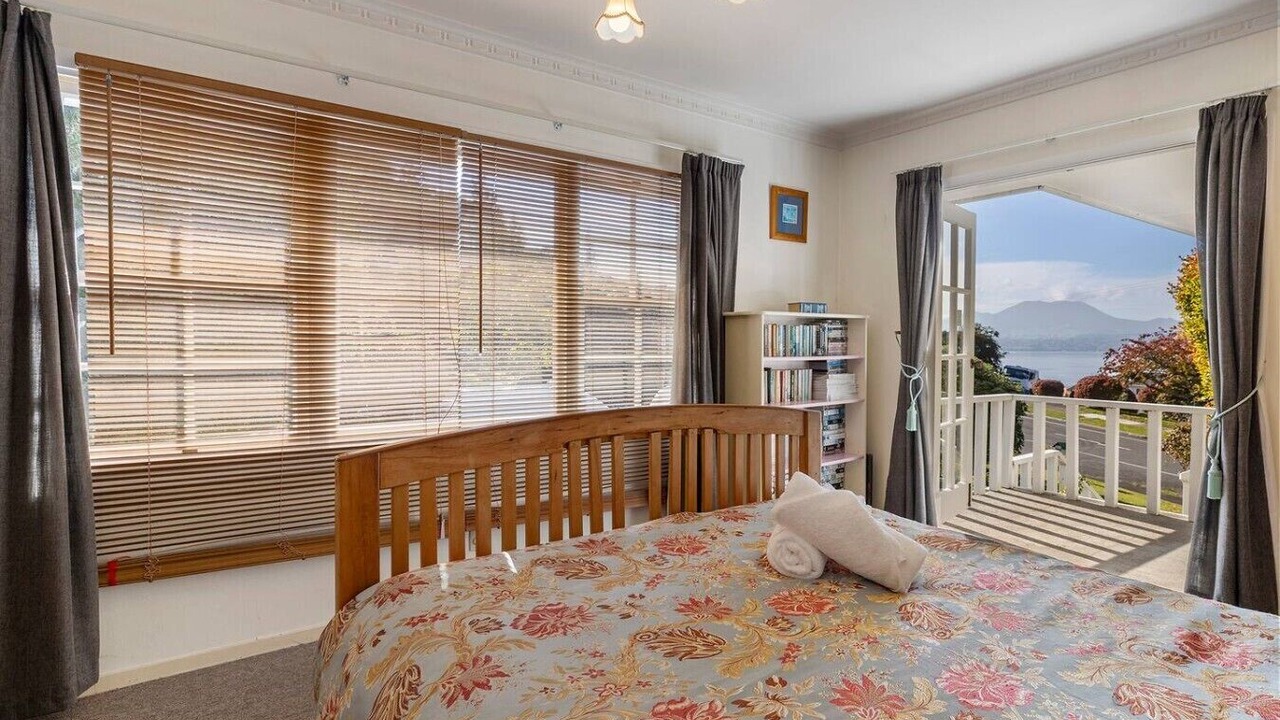 Photo of Bedroom in Acacia Bay
