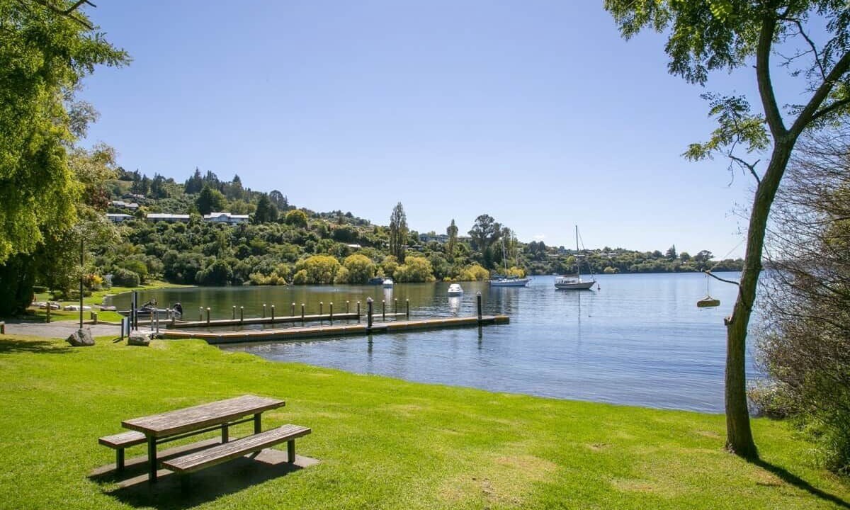Photo of Others in Acacia Bay